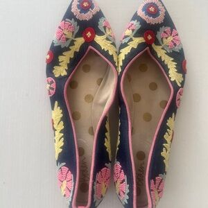Boden beaded pointed toe flats.